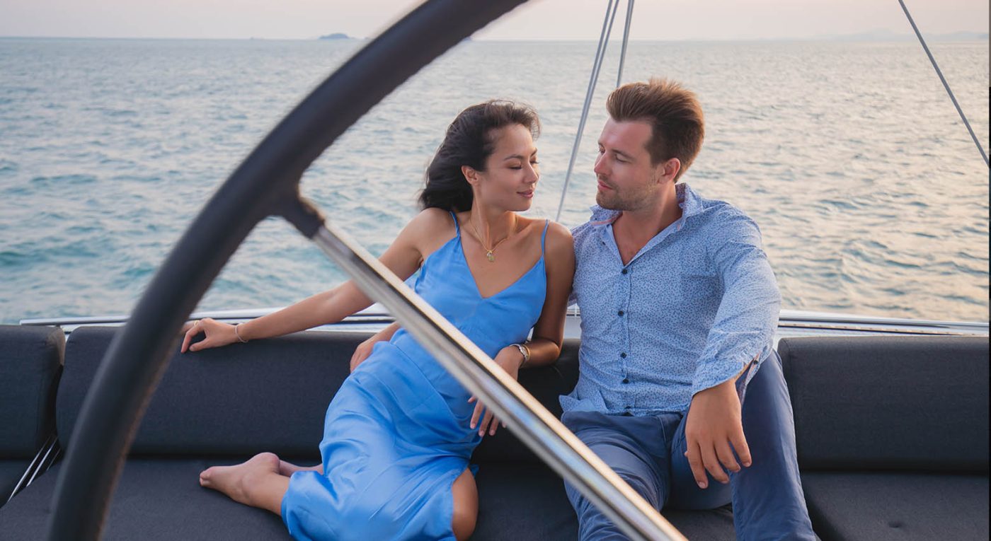 Romantic couple on Simpson Yacht Charter