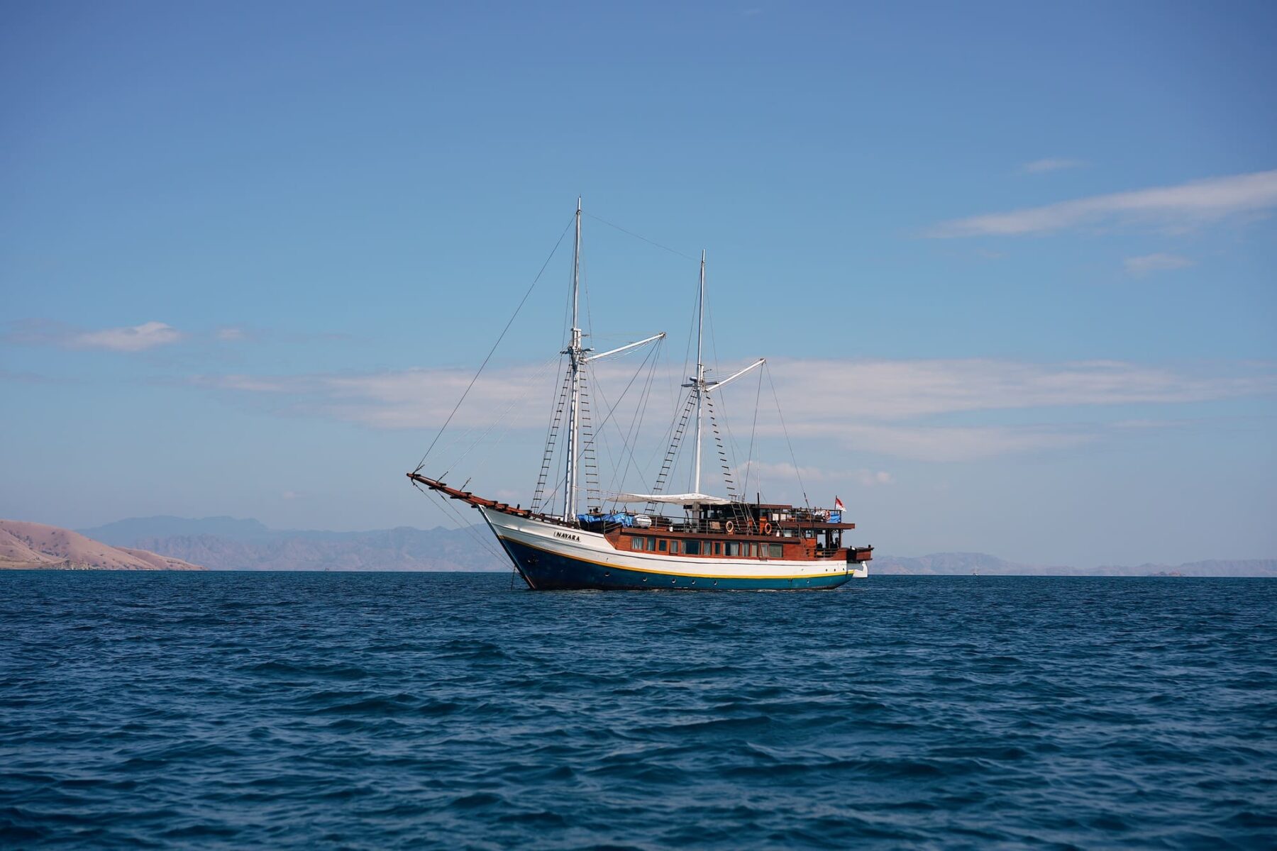 Simpson Marine - Nayara Cruise