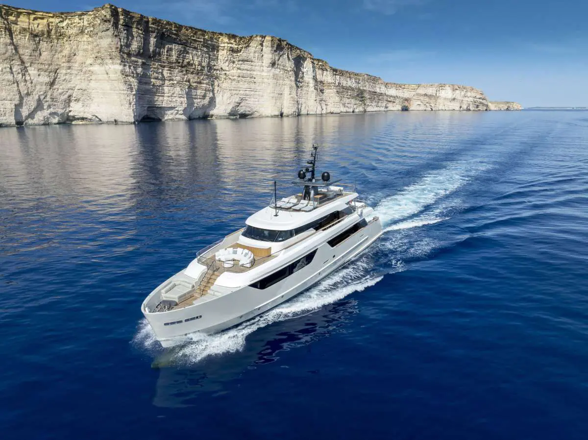 Simpson Marine - SANLORENZO SD118 UNIQUE S