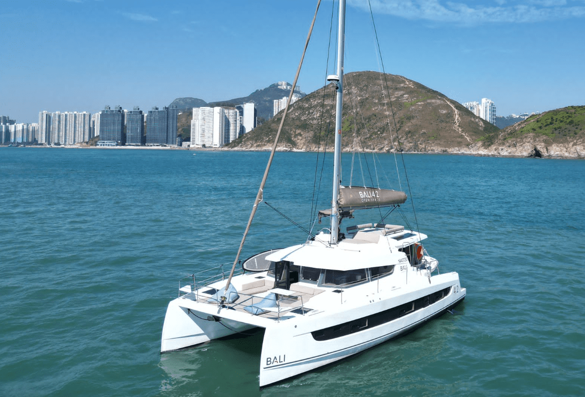 Simpson Marine - Bali 4.2